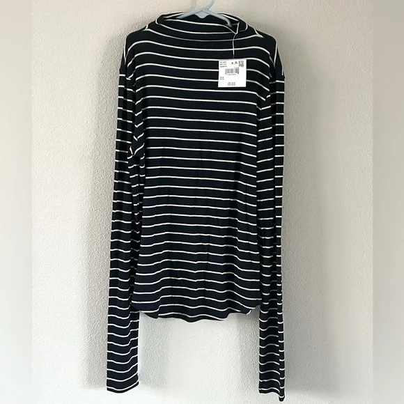 American Eagle Soft&Sexy Long Sleeve Mock Neck Ribbed T-Shirt Navy Size M - Picture 2 of 13